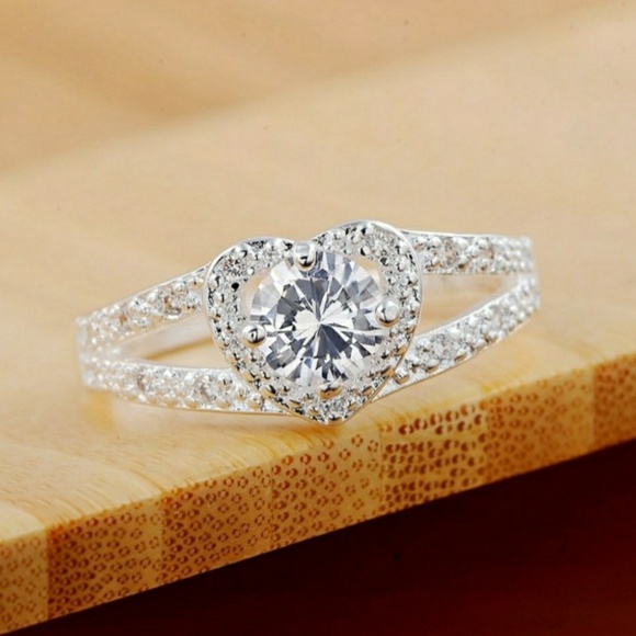 Silver cute heart wedding Fashion Crystal Ring - Picture 2 of 3